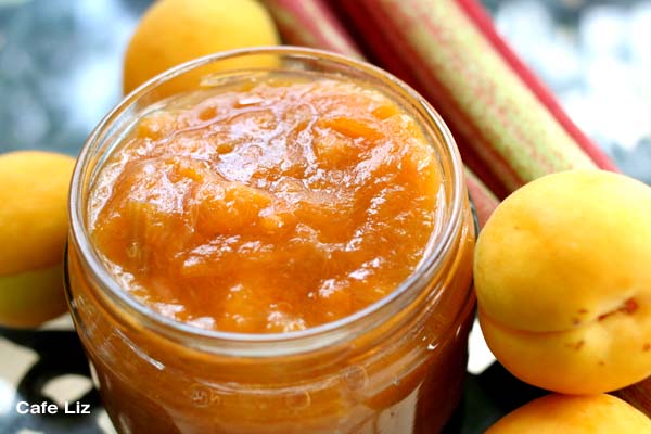 Confiture Rhubarbe et Abricot