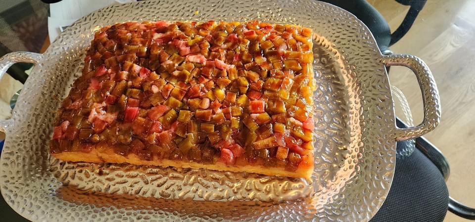 Gâteau renversé à la rhubarbe - Dunn