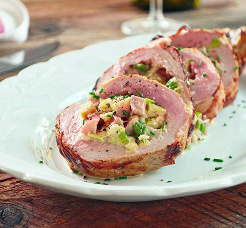 Filet de porc farci à la rhubarbe, gouda fumé et miel