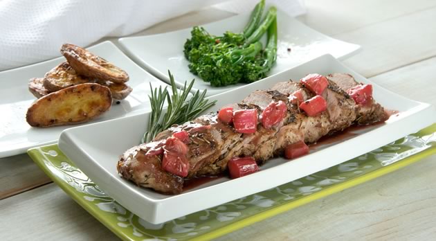 Filet de porc à la sauce à la rhubarbe