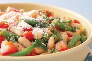 Salade italienne aux haricots et tomates