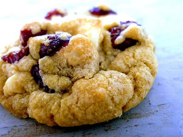 Valerie’s Chocolate Cranberry Cookies - Biscuits aux canneberges
