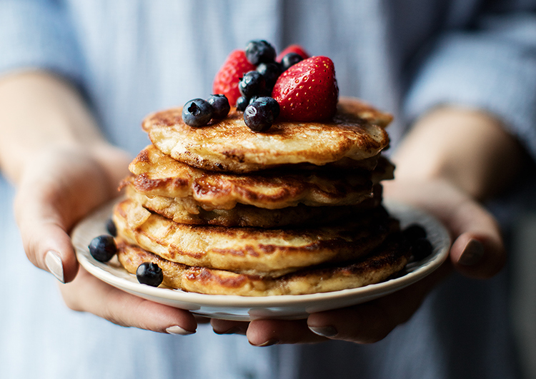 Pancakes à l’avoine & au yogourt