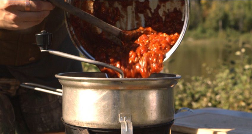 Sauce BBQ aux églantiers de rosiers sauvages