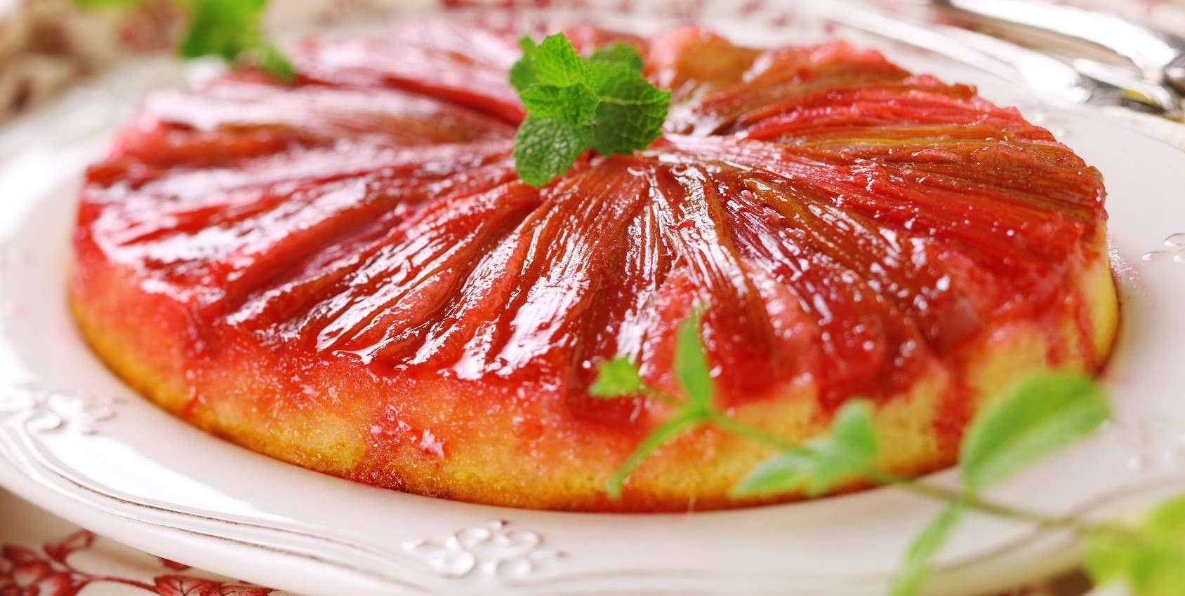 Gâteau renversé à la rhubarbe - Malissin