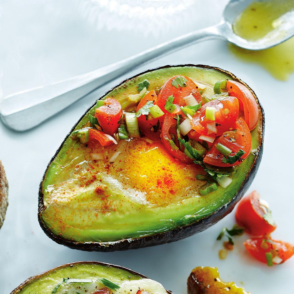 Avocat-déjeuner à la mexicaine