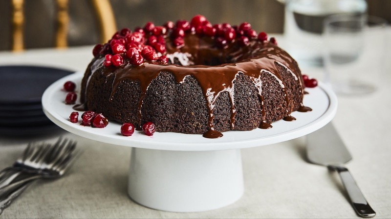 Gâteau bundt au chocolat et aux canneberges