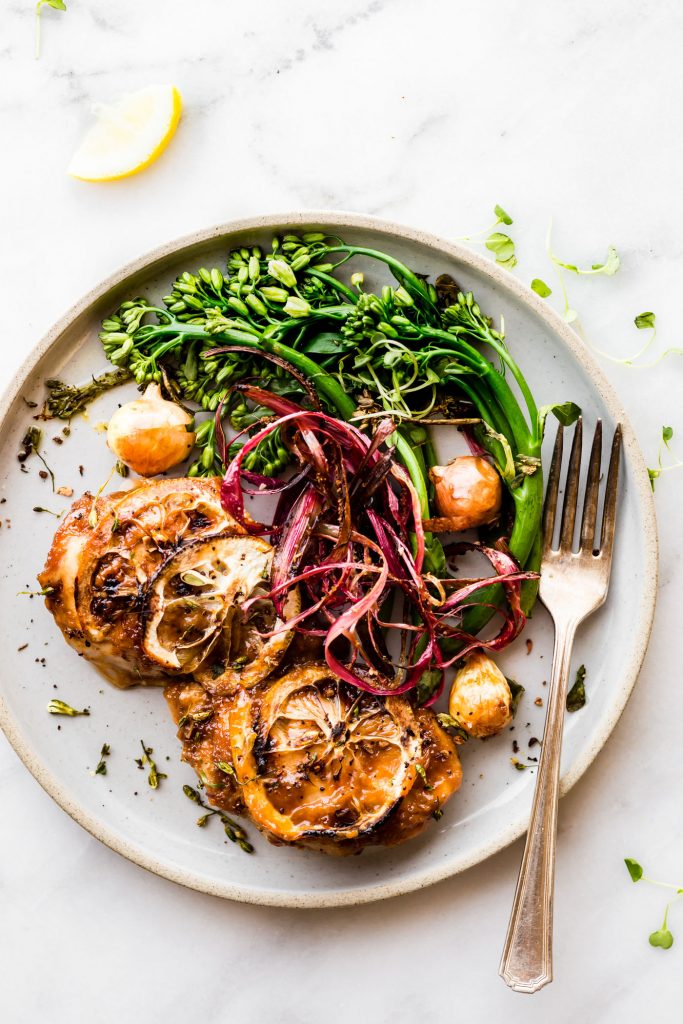Poulet croustillant à la rhubarbe et au citron