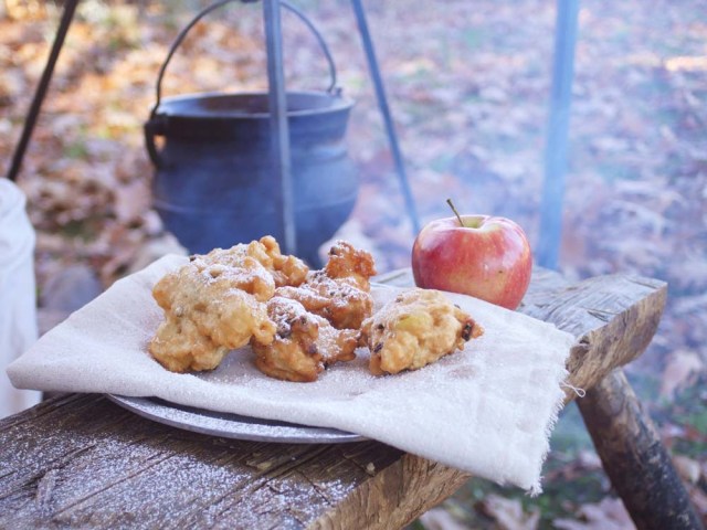 Beignets aux pommes - La cuisine du 18ème siècle