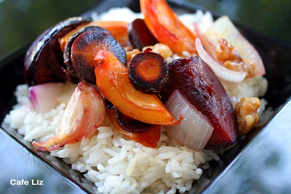 Nèfles et prunes rôties salées